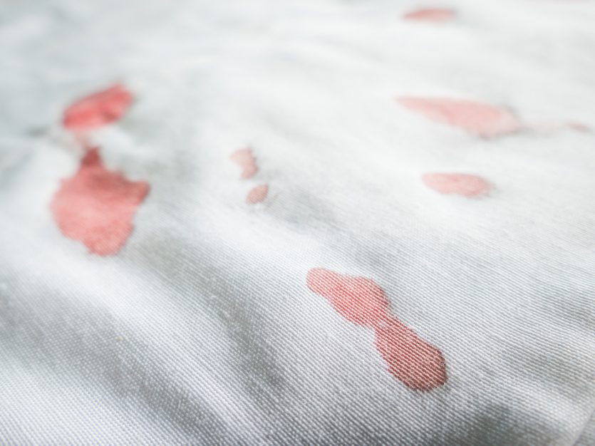 Bloedvlekken verwijderen van kledij - tips van Tante Kaat