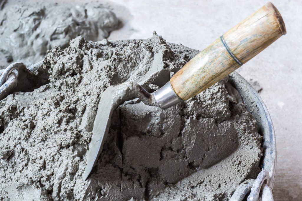 Cement op een vloer verwijderen - tips van Tante Kaat
